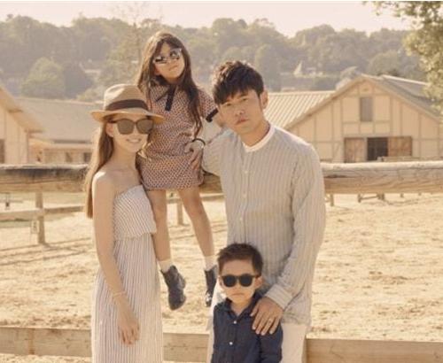 周杰伦发文回应网友催歌