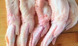 怎样自己在家做鸡翅包饭好吃？