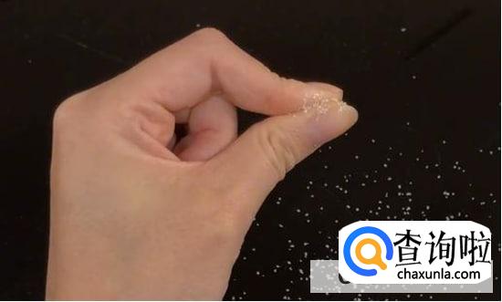 502胶水把手粘住了巧解决