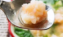 如何做虾滑豆腐汤？