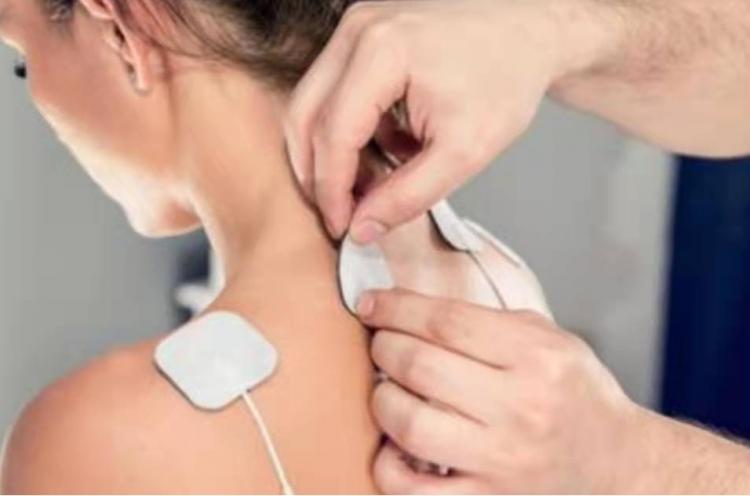 脖子落枕最快治愈方法