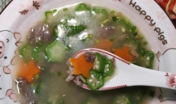 怎样做美味的秋葵胡萝卜牛肉羹?