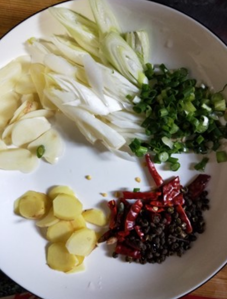 酸菜鱼的做法