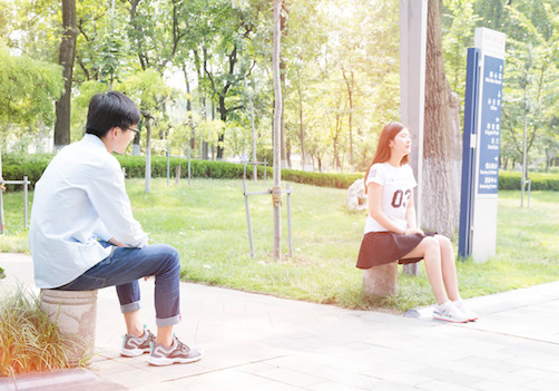 女朋友耍小性子的表现