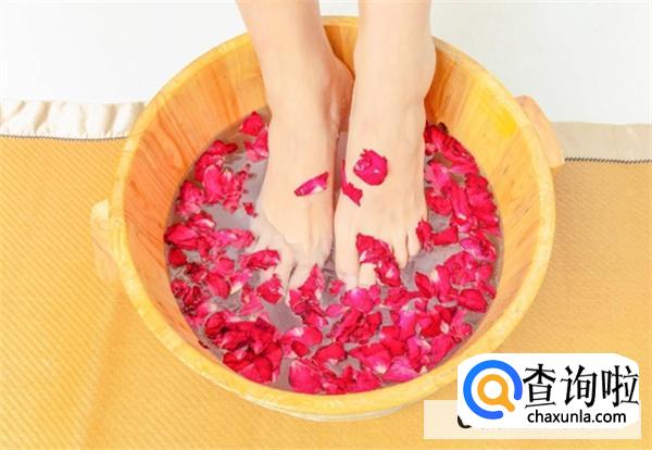 泡脚的时候可以加点什么