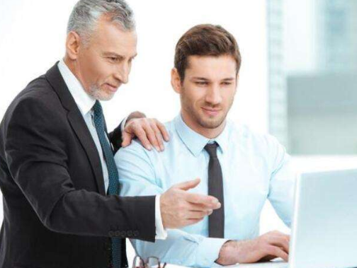 如何巧妙回复领导夸奖