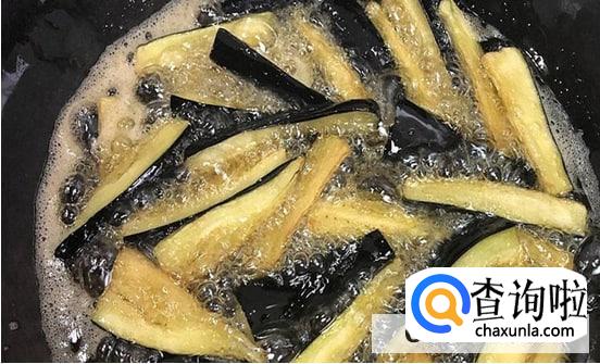 茄子怎么炒才能保持原色