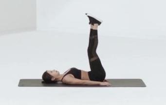 女性肚子上的赘肉怎么减？