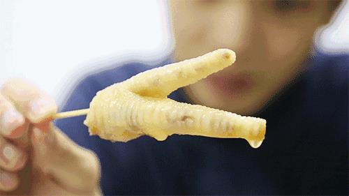 女生是泡椒凤爪是什么梗