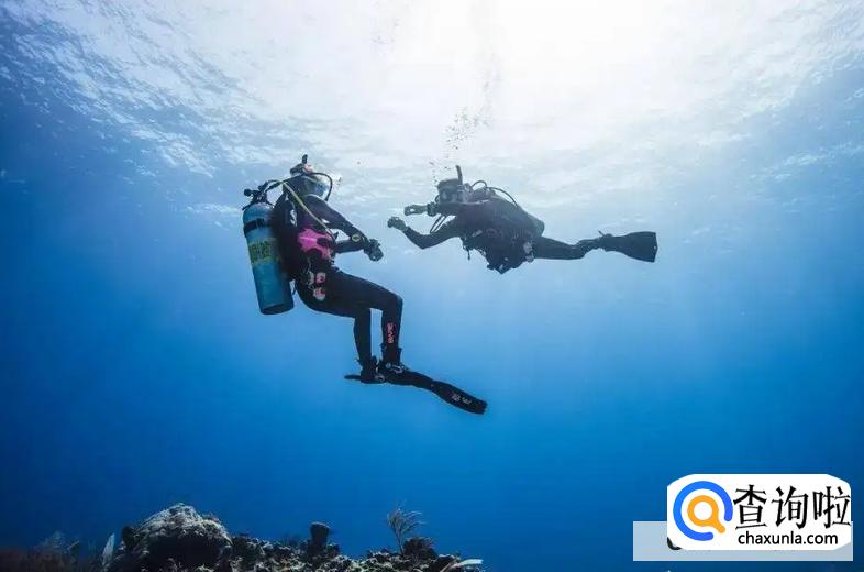潜水运动员在水下怎么换气