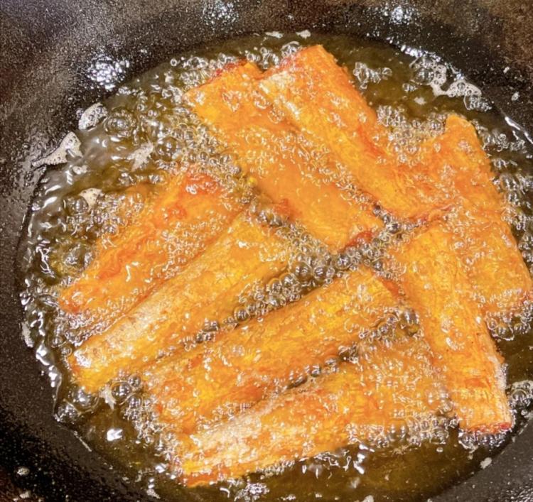 带鱼怎么炸酥脆好吃?