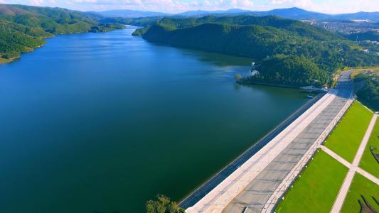 为什么会发生地震