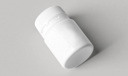 塑料药瓶为什么是浅色的？