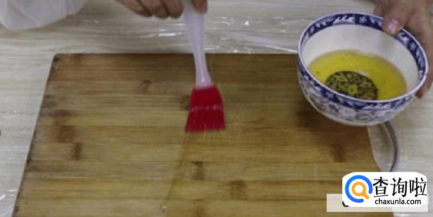 新买的菜板怎么保养才不会开裂