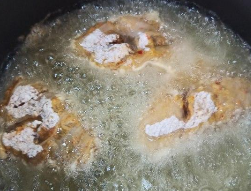 家常炸鸡翅最简单做法窍门