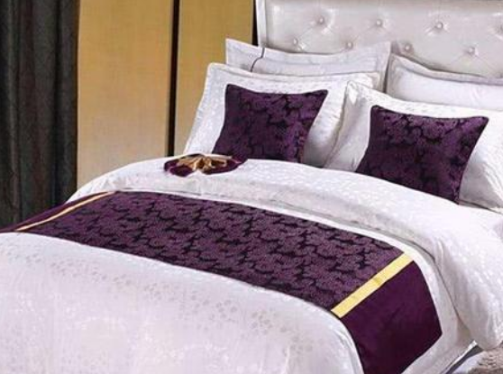 酒店床上一条长布有什么用