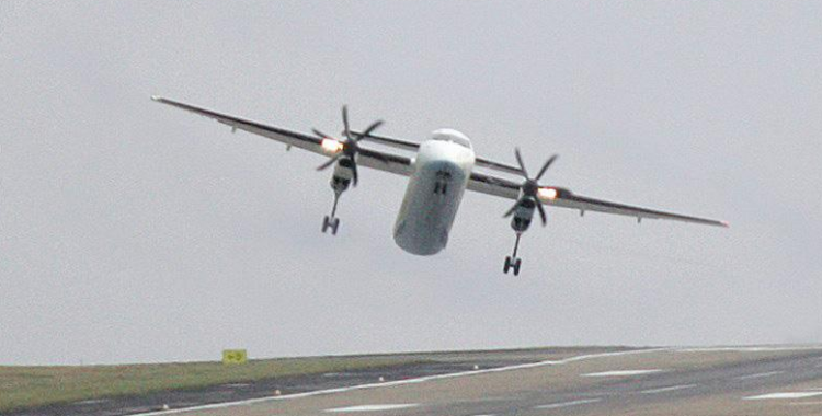 暴雨天气飞机能正常起飞吗