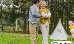 为什么有些人70岁没有白头发