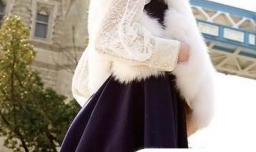 白色皮草怎么搭配