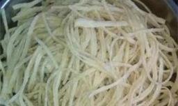 麻辣牛筋面的做法