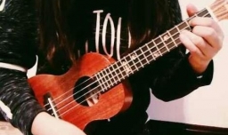 尤克里里和吉他的区别