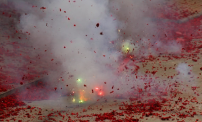 鞭炮声用什么词形容