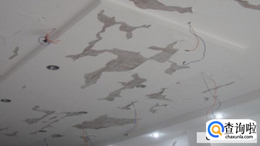 天花板掉皮如何处理