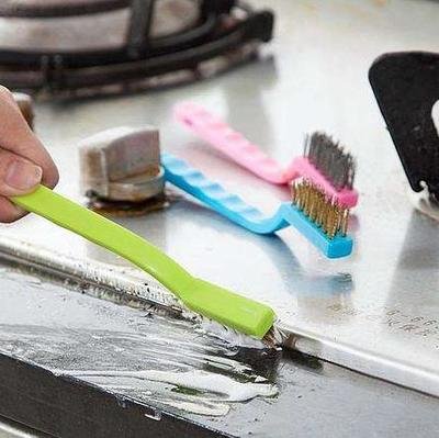 灶台上的油污怎么清理