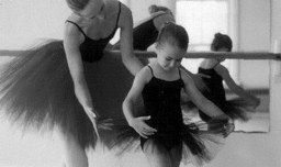 舞蹈基本功怎样快速练成？