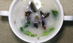 怎样做美味的皮蛋瘦肉粥？