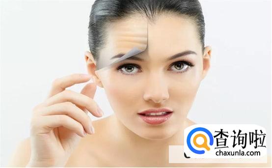 侧卧会让人长皱纹吗