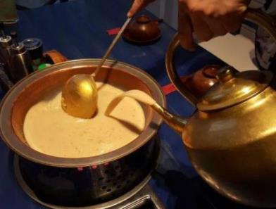 在家里怎么自己制作奶茶？