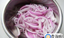 凉拌洋葱黄瓜的做法