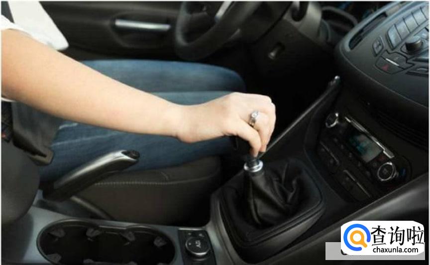 行车途中刹车失灵怎么办