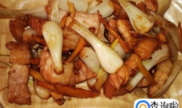 肉丝炒酸荞头的做法