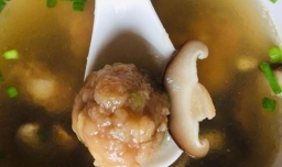 如何做丸子香菇汤好喝？