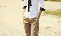 白衬衫配什么裤子好看