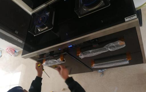 如何清洗集成灶