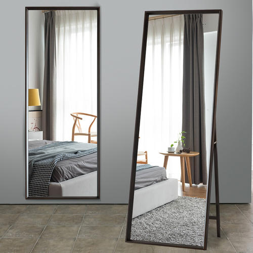 对着镜子拍腹肌技巧