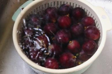 葡萄怎么清洗才最干净？