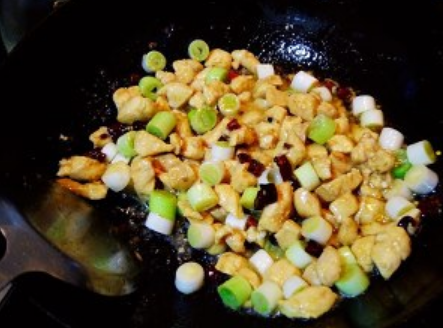 宫保鸡丁的家常做法