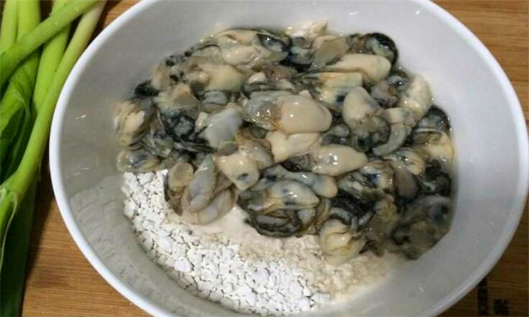 海蛎里面的黑色东西可以吃吗