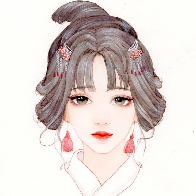 夸女生眼睛好看的套路