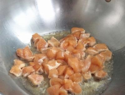 麻辣鸡丁的做法