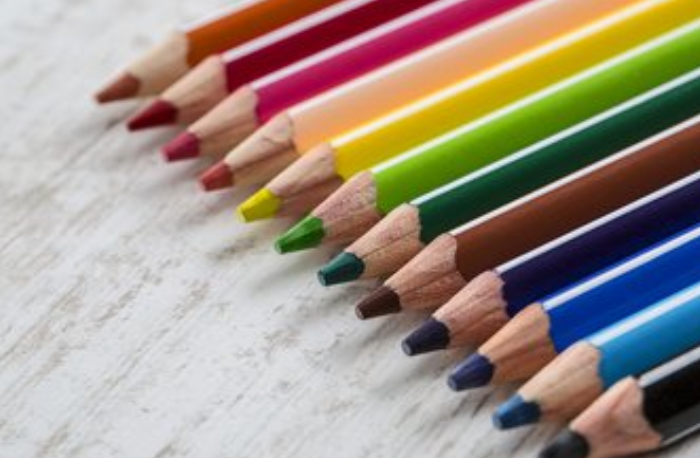 用哪几个颜色调深蓝色