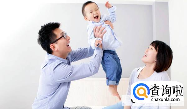 宝宝睡着时为什么喜欢“举手投降”