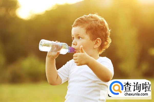 小孩腹泻脱水的症状应该喝什么