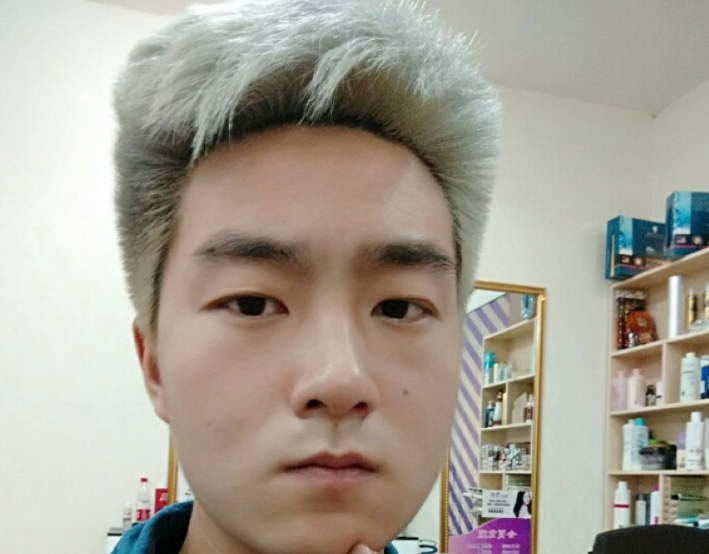 水瓶座男生性格