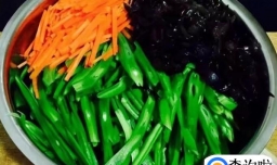 芸豆五花肉焖面的家常做法