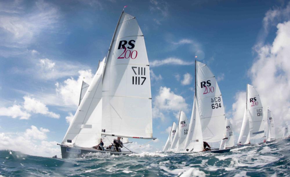 帆船为什么能够逆风航行